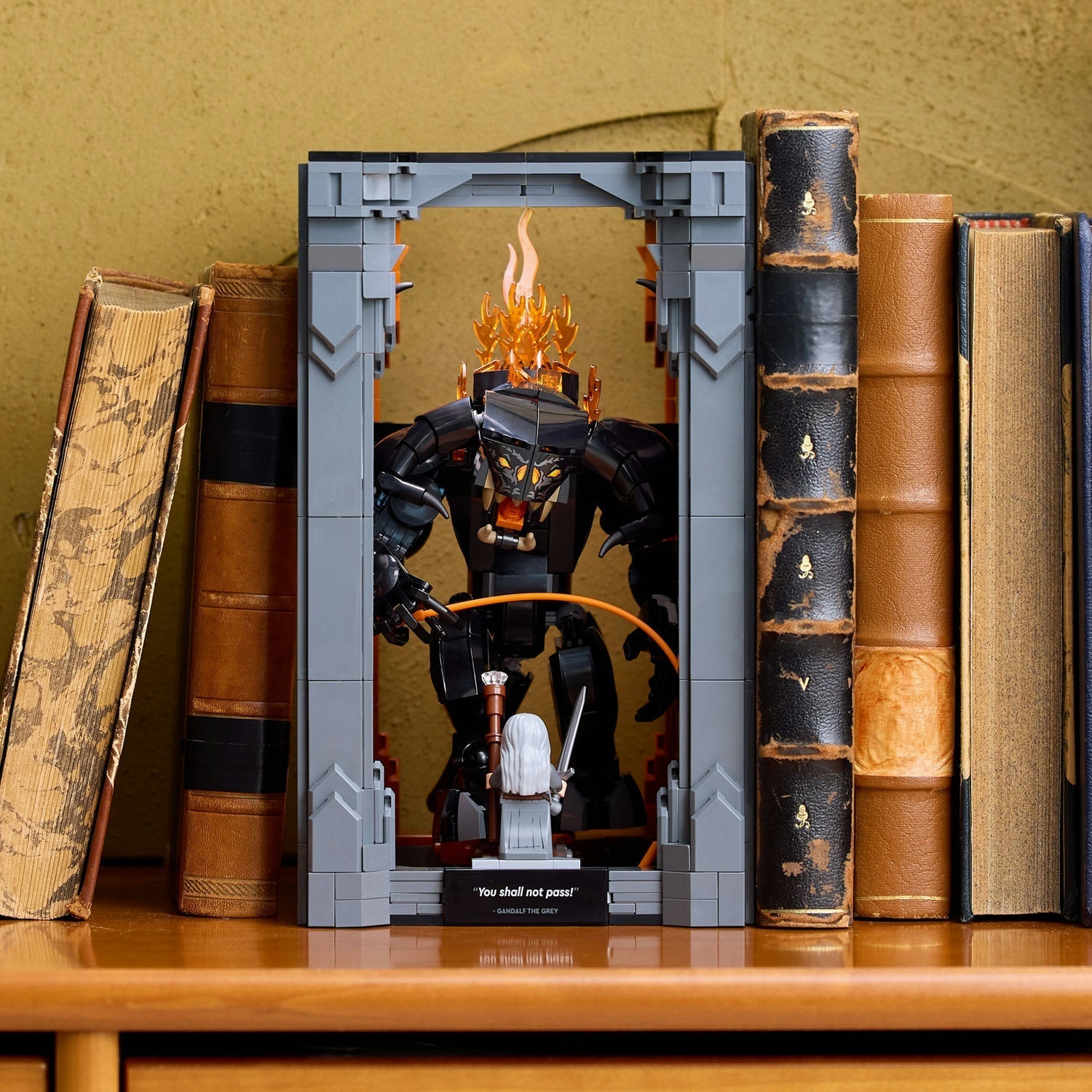 LEGO® ICONS™The Lord of the Rings: Balrog™ Book Nook