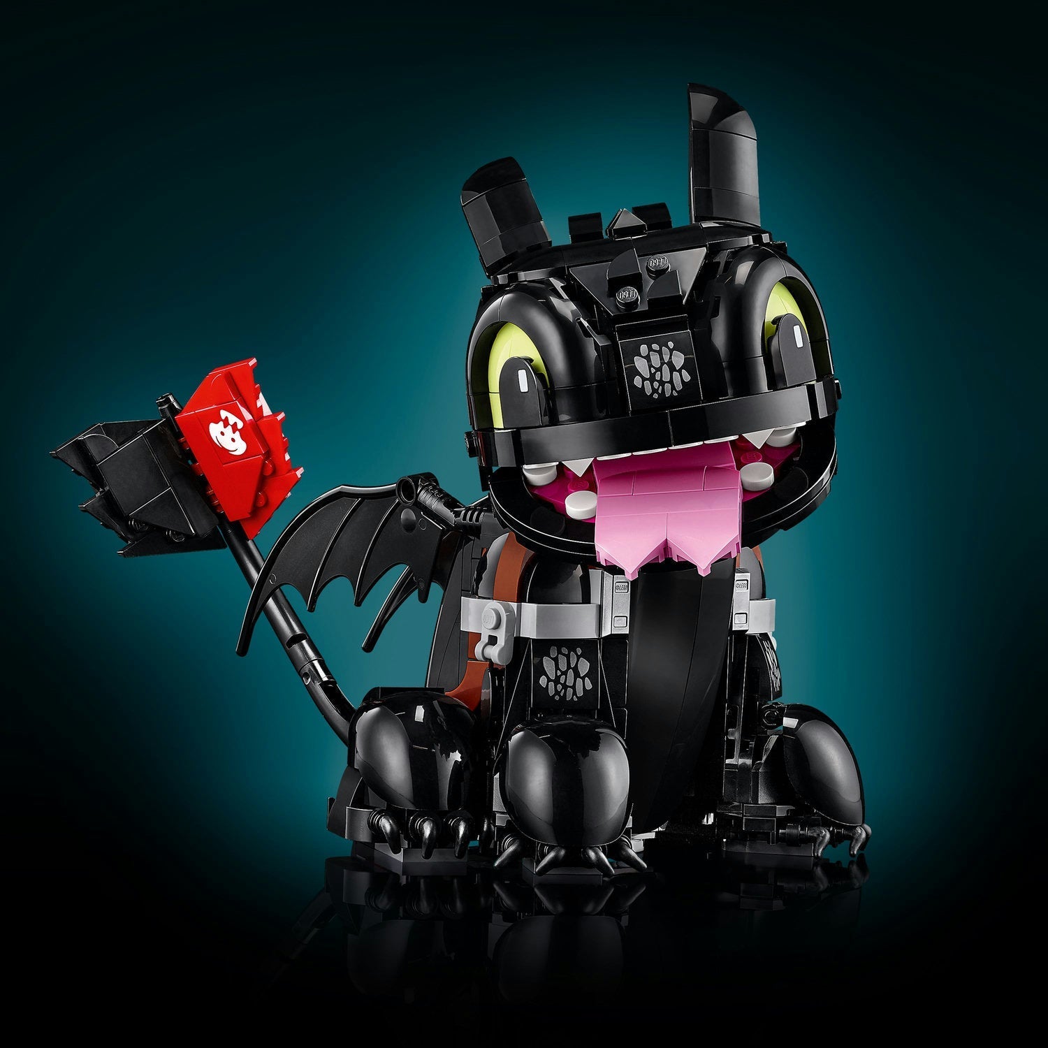 LEGO® ICONS™ How to Train Your Dragon: Toothless