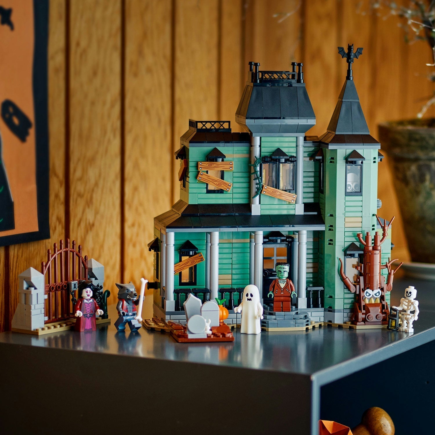 LEGO® Creator 3-in-1 Haunted Mansion
