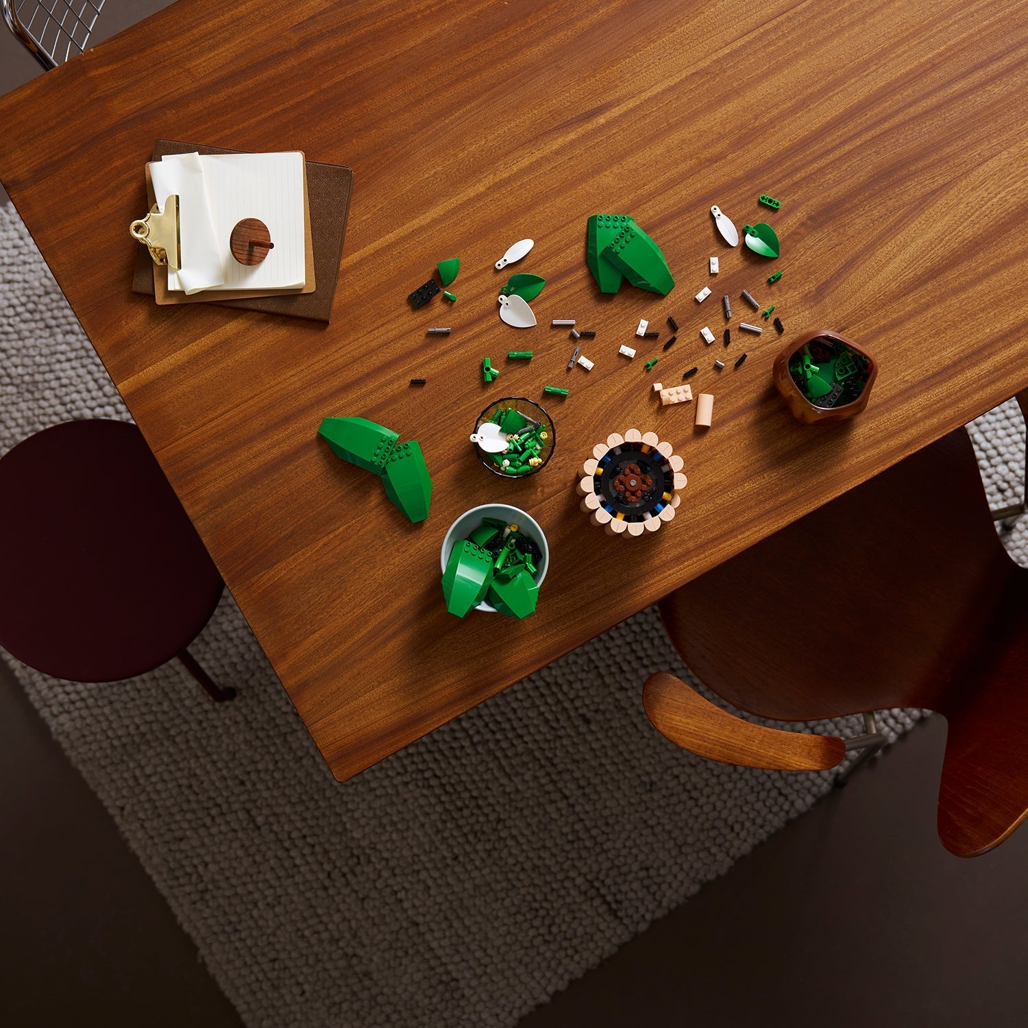 LEGO® Botanicals Peace Lily