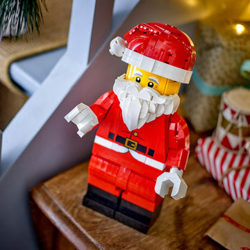 40820 Up-Scaled Santa Minifigure