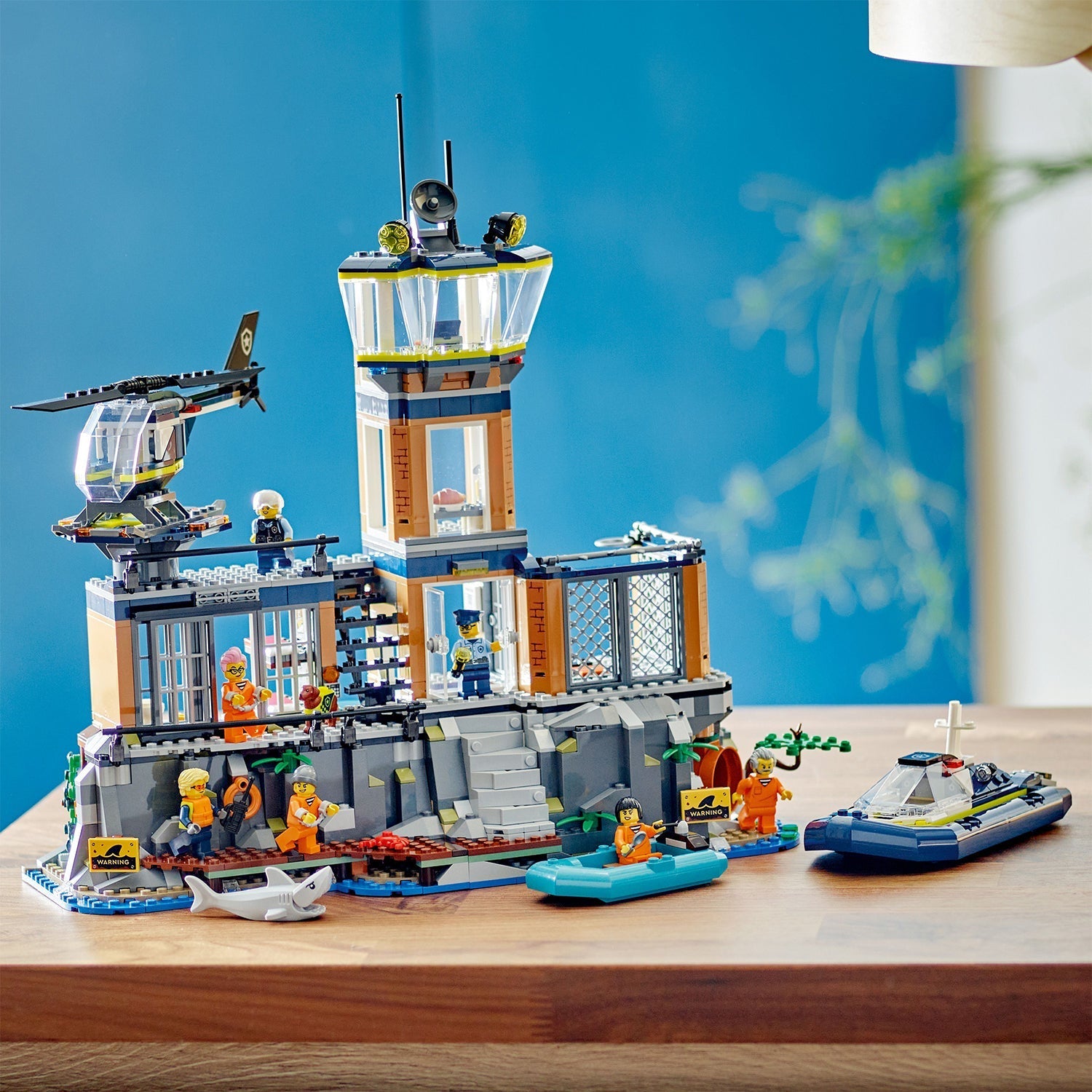 LEGO® City Police Prison Island