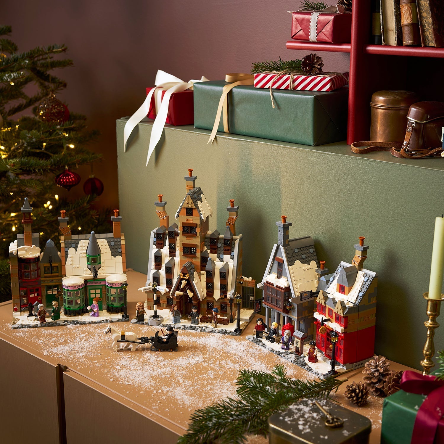 LEGO® Harry Potter™ Hogsmeade™ Village – Collectors' Edition