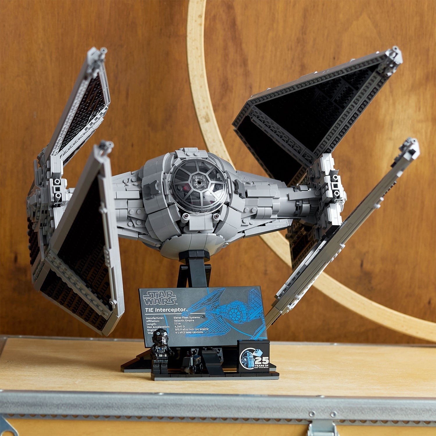 LEGO® Star Wars™ TIE Interceptor™