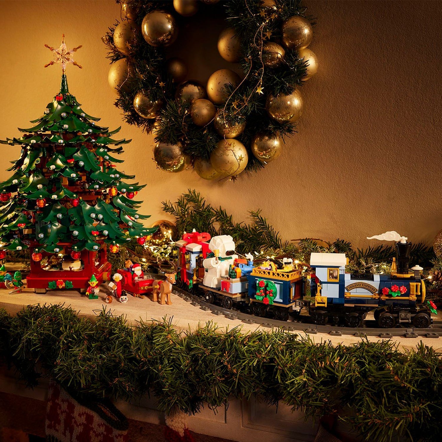 LEGO® Icons Holiday Express Train