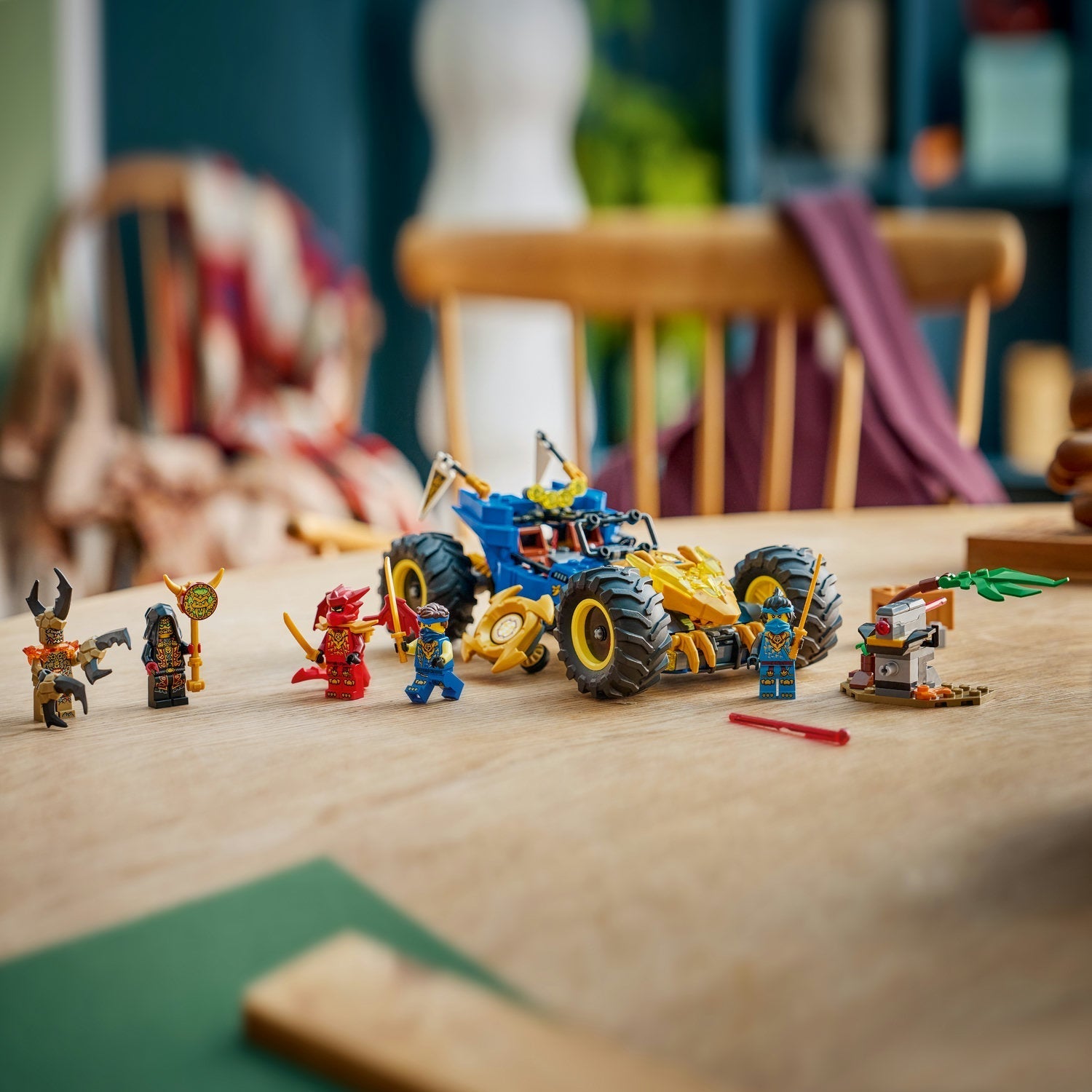 LEGO® NINJAGO® Jay’s Transforming Car