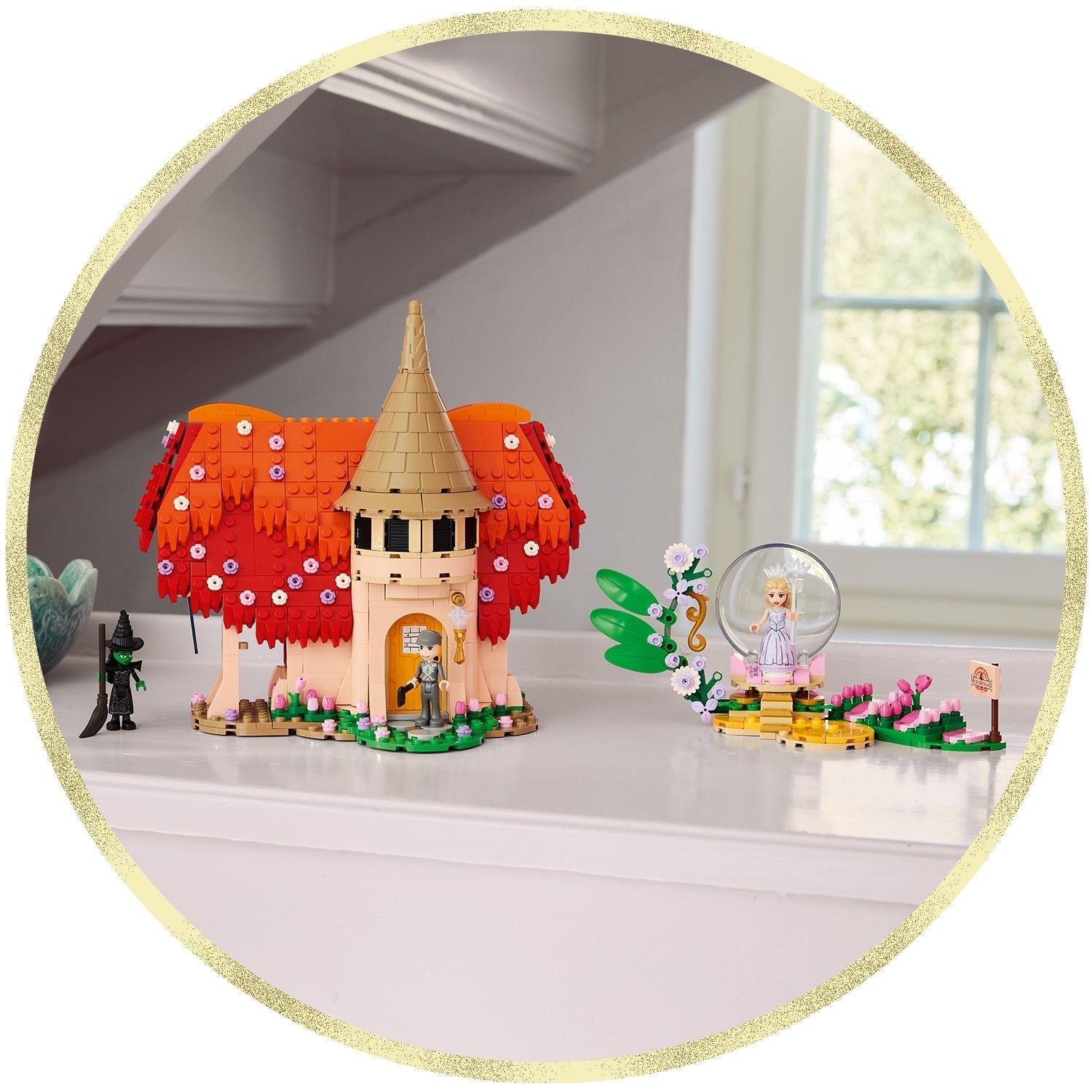 LEGO® Wicked Glinda & Elphaba Visit Munchkinland