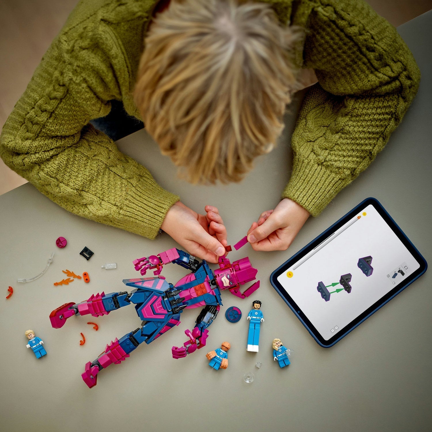 LEGO® Marvel Fantastic Four vs. Galactus Construction Figure