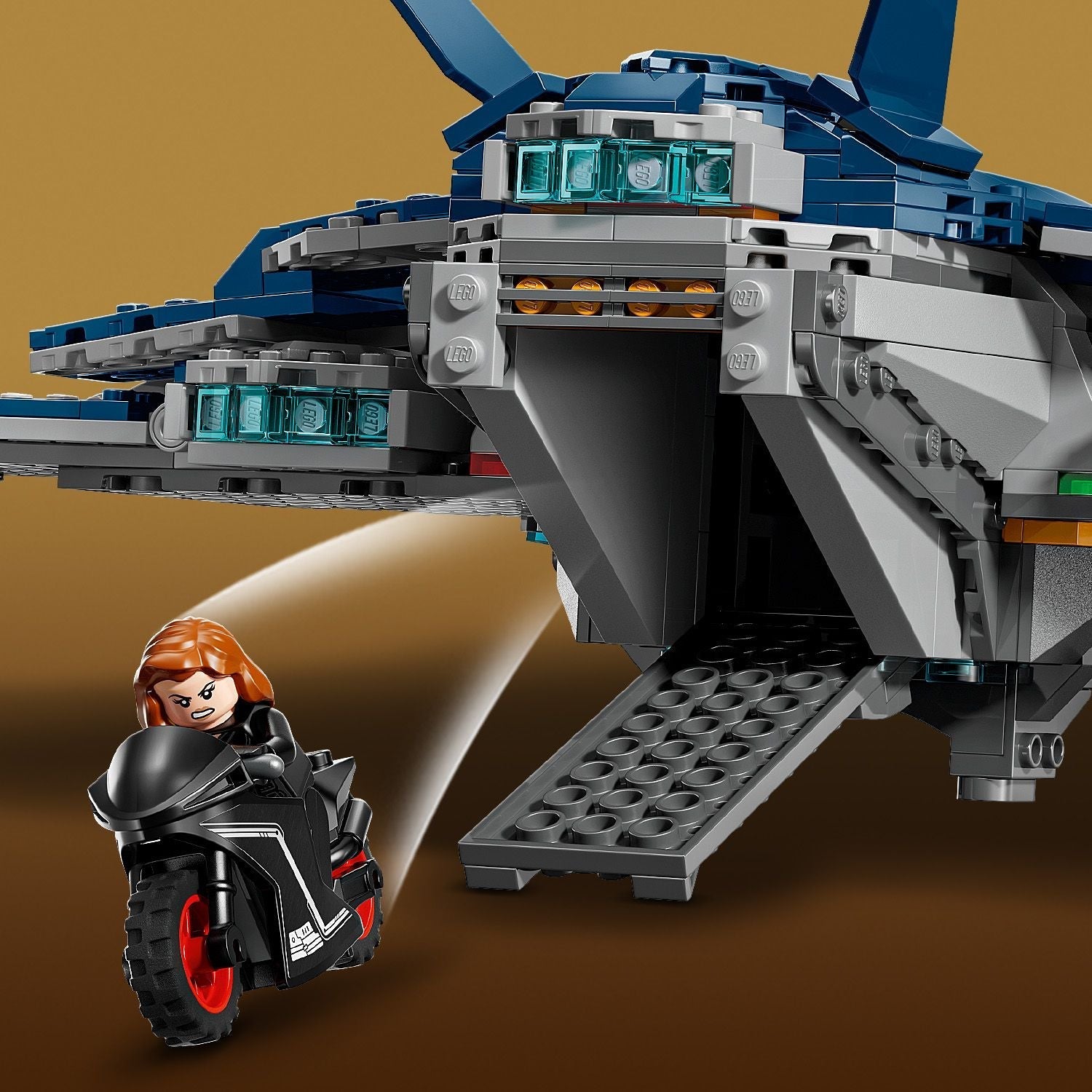 LEGO® Marvel Avengers: Age of Ultron Quinjet