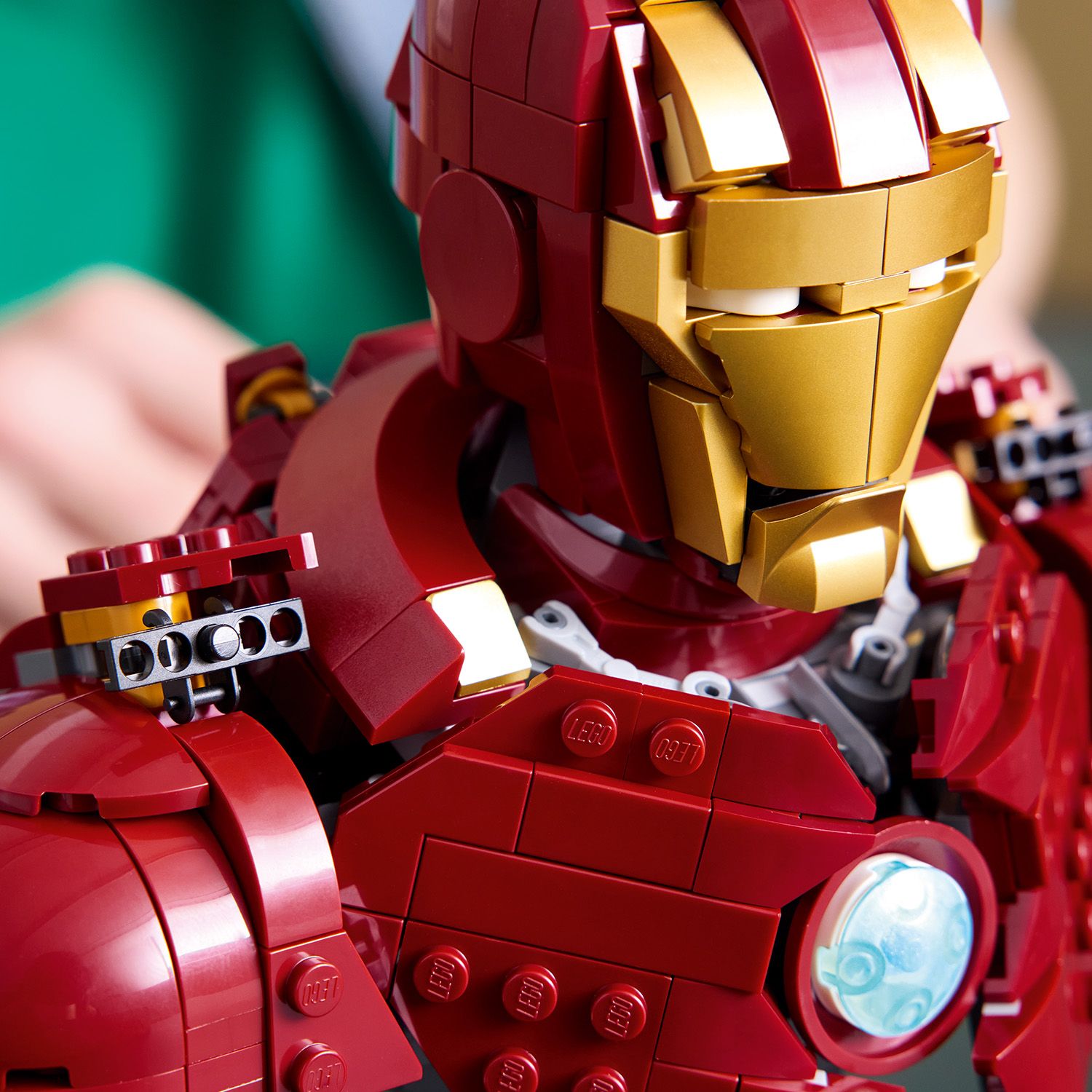 LEGO® Marvel Iron Man MK4 Bust