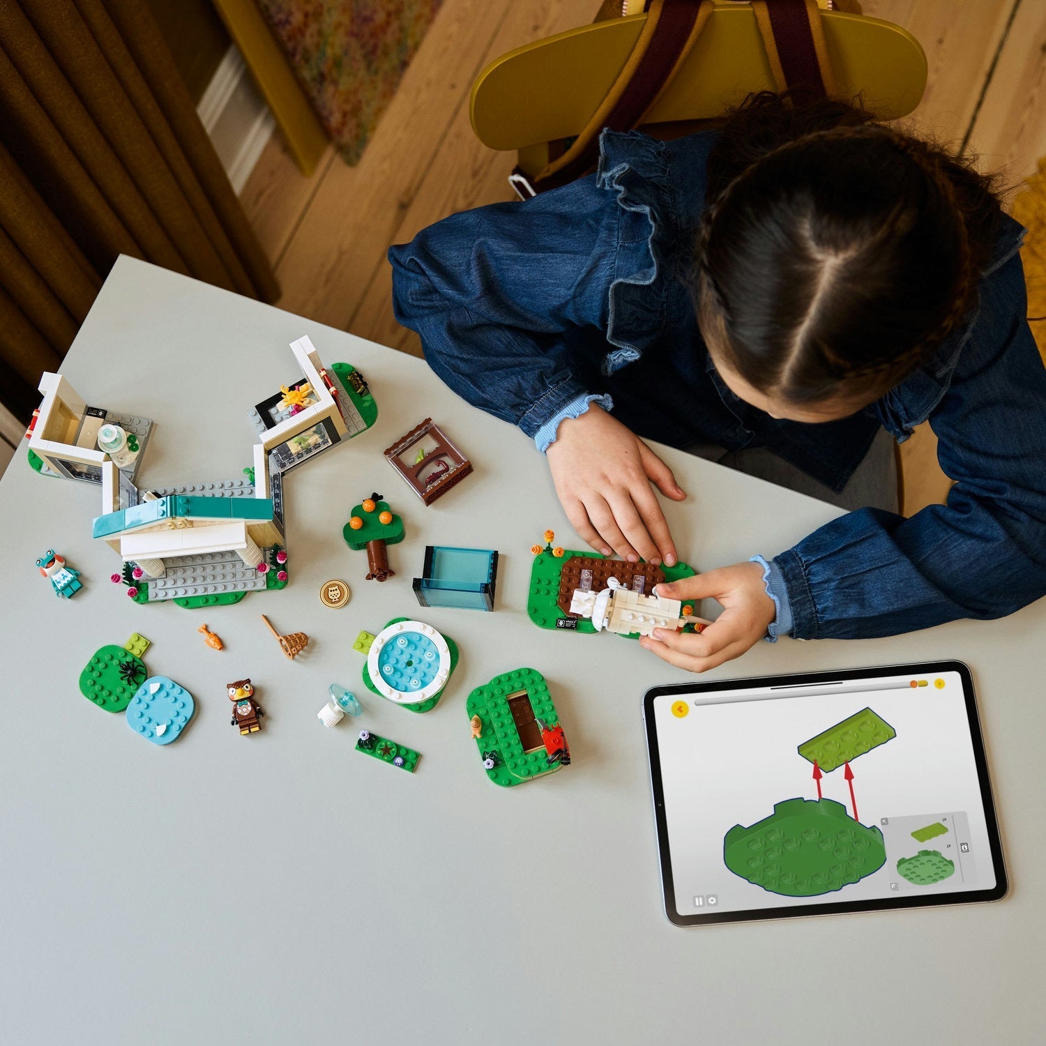 LEGO® Animal Crossing™ Blathers’s Museum Collection